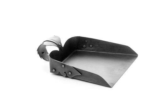 DUSTPAN  by elizabeth belz